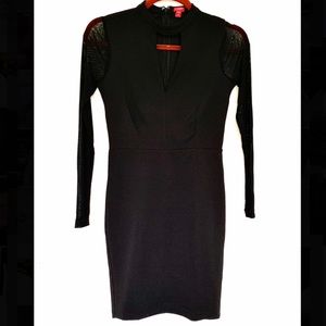 Black dress with mesh arm